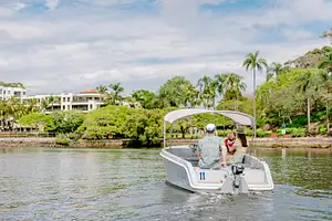 Brisbane Electric Picnic Boat Hire
